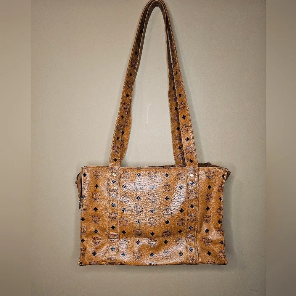 MCM Vintage Visetos Zip top tote